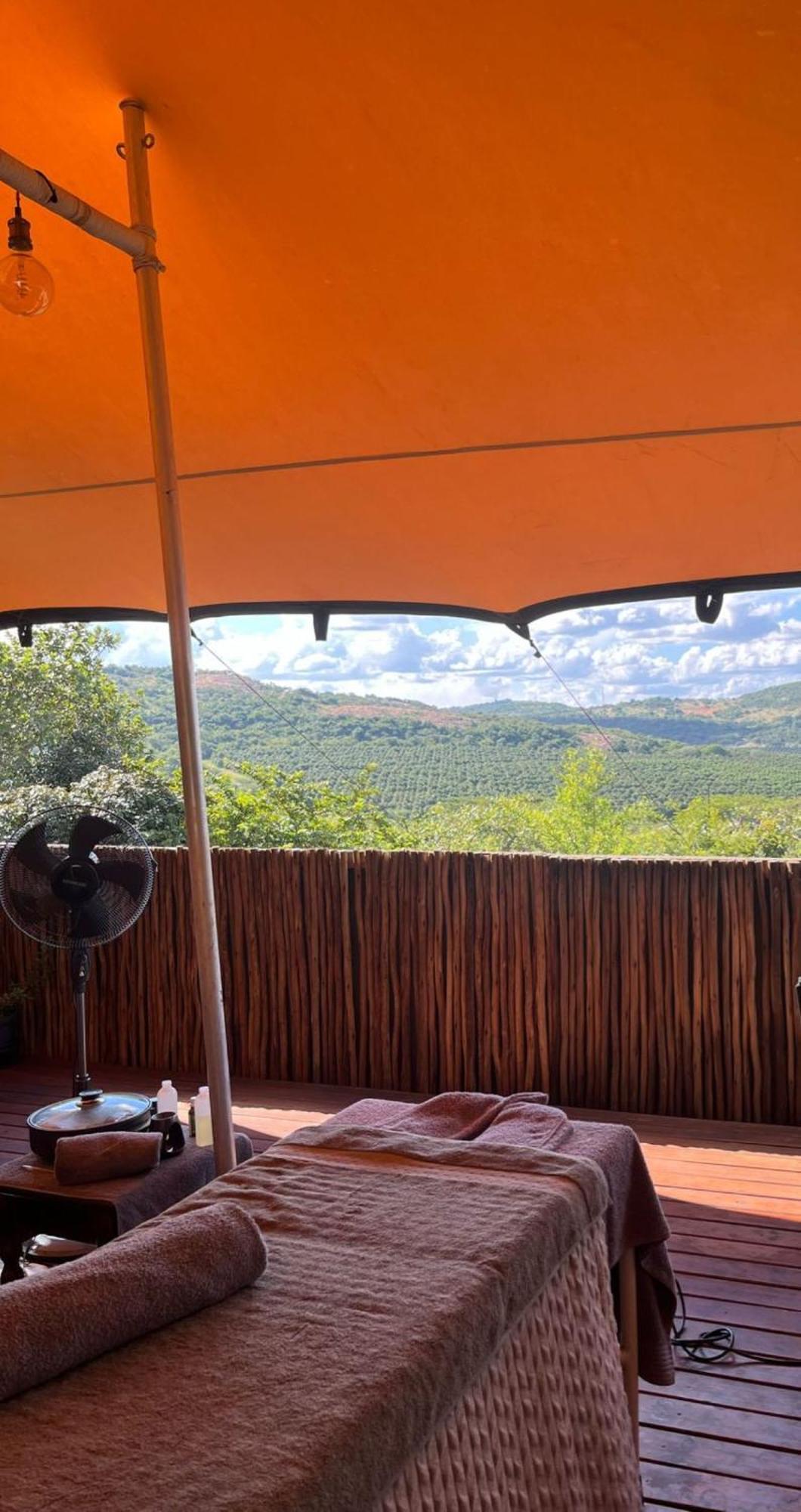 Ndhula Luxury Tented Lodge White River Eksteriør billede